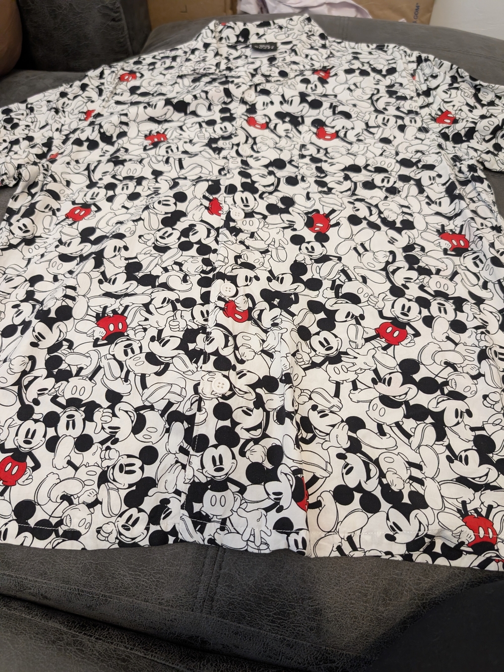 DisneyMickey Mouse Short-Sleeve Button-Up Shirt - White & Black with Red Accents